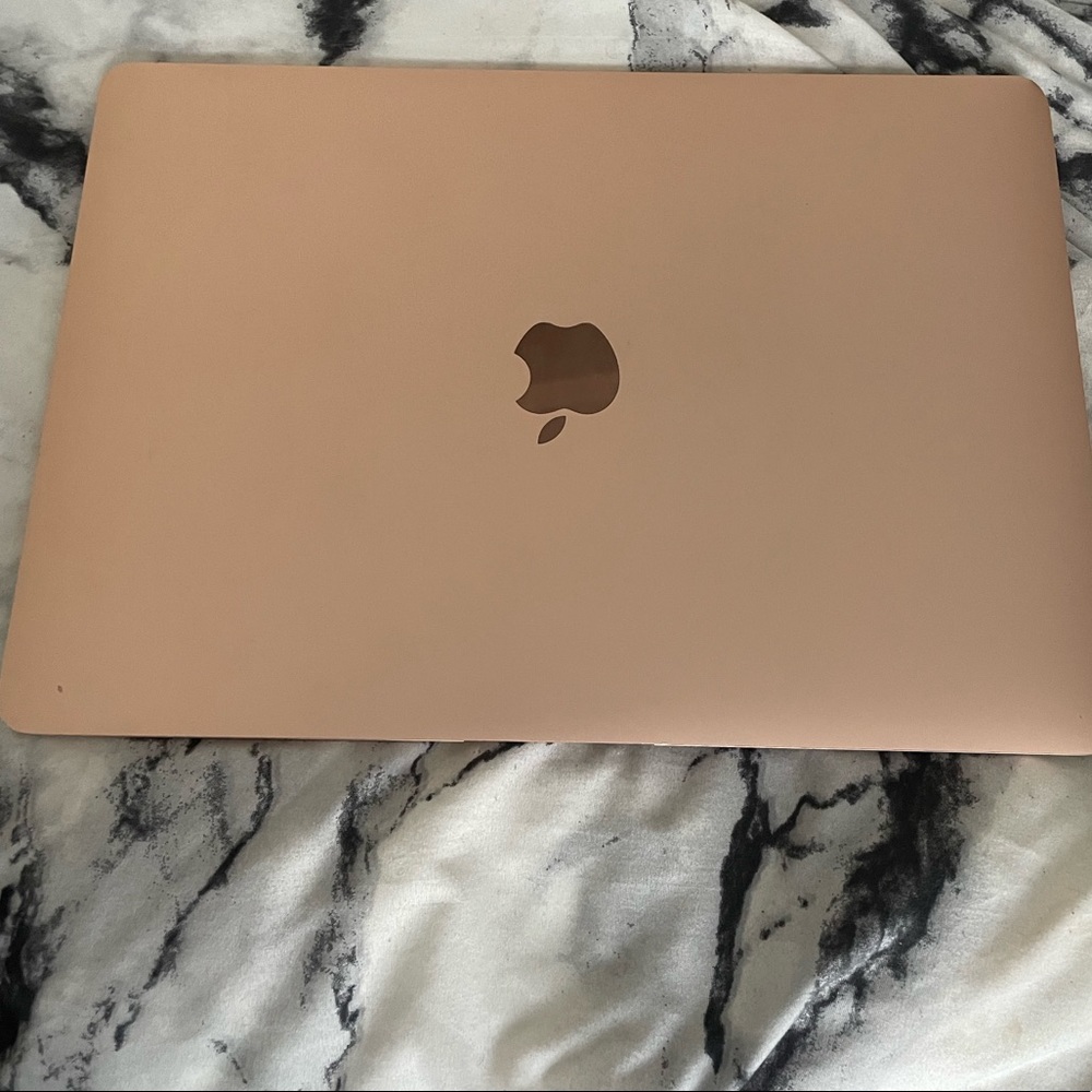 Apple - MacBook Air 13.3" Laptop